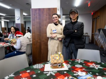 2025-12-05 Gingerbread Decorating 